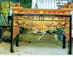Bàn thờ sơn son thếp vàng mẫu đẹp