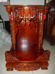 Đóng bàn thờ ông thần tài