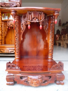 Bàn thờ Ông Địa và thần tài bằng gỗ xoan đào