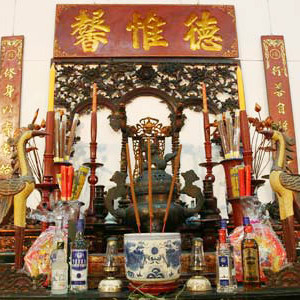 Đặt bàn thờ ở đâu thì tốt